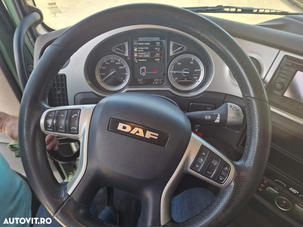 DAF XF 530, KIT BASCULARE, Cutie AUTOMATA+INTARDER 6 trepte, fuste sasiu, 530 CP Euro 6, jante ALUMINIU, Anv 315/80R22,5 70% ok, FRIGIDER, 2 paturi, girofaruri, parasolar, posibilietate leasing 3 ani, PROMOTIE 22.900 EUR+Tva - 33