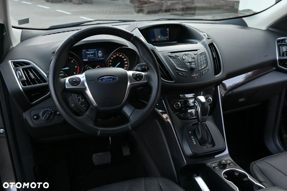 Ford Kuga 2.0 TDCi 4x4 Titanium - 28