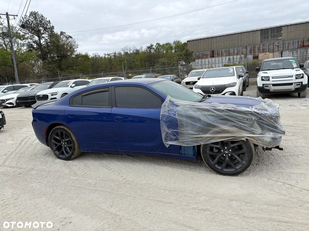 Dodge Charger - 7