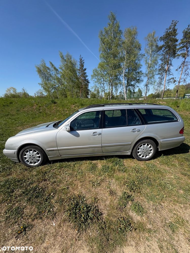 Mercedes-Benz Klasa E - 6