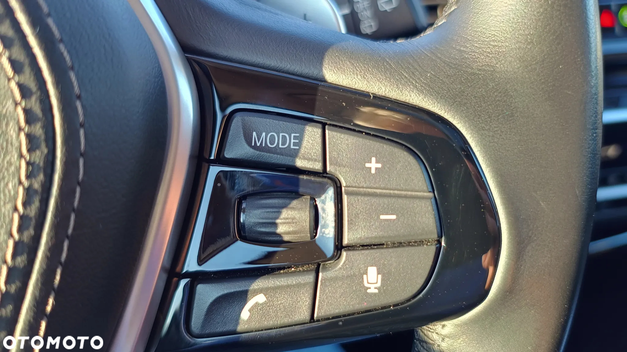 BMW Seria 5 520d Sport Line - 25