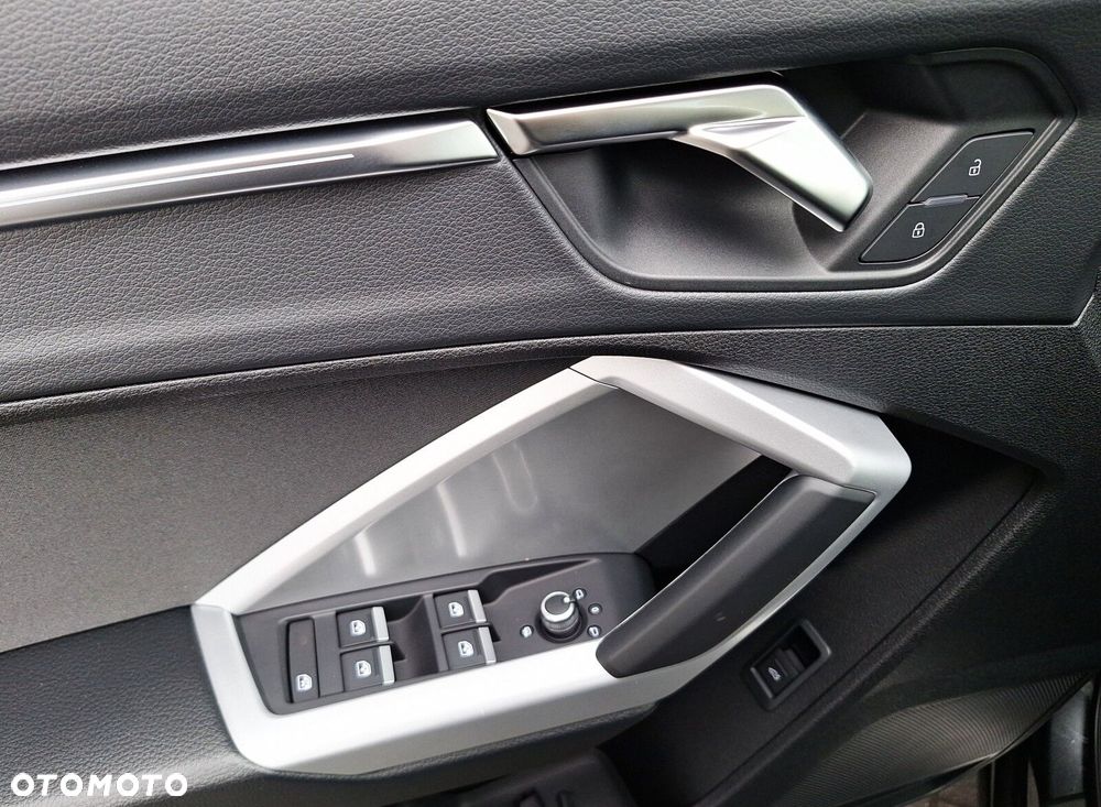 Audi Q3 35 TFSI mHEV S-Line S tronic - 10