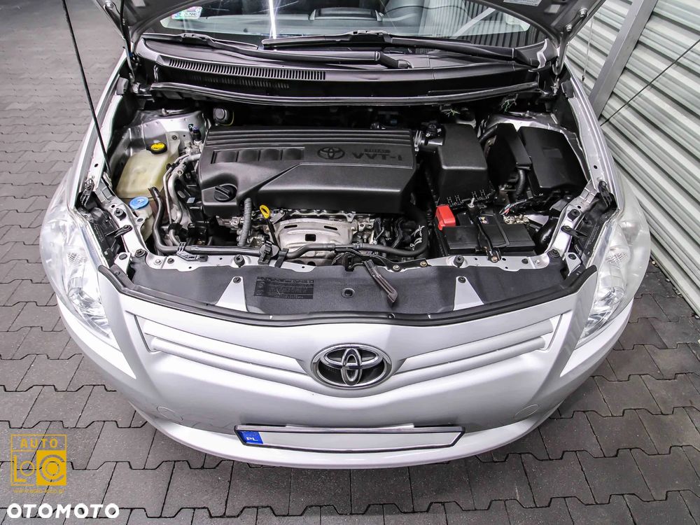 Toyota Auris 1.33 VVT-i Terra Start - 14