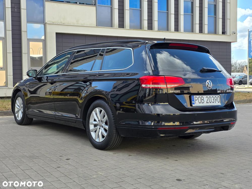 Volkswagen Passat - 9