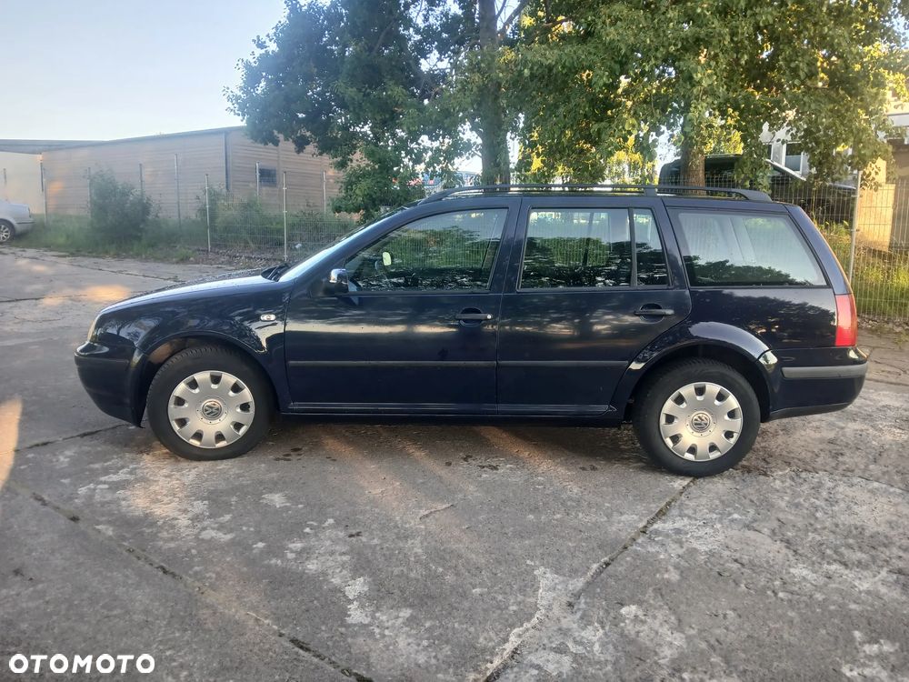 Volkswagen Golf - 23