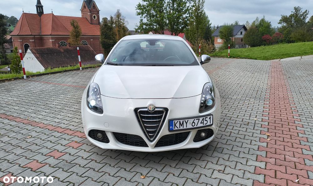 Alfa Romeo Giulietta - 8
