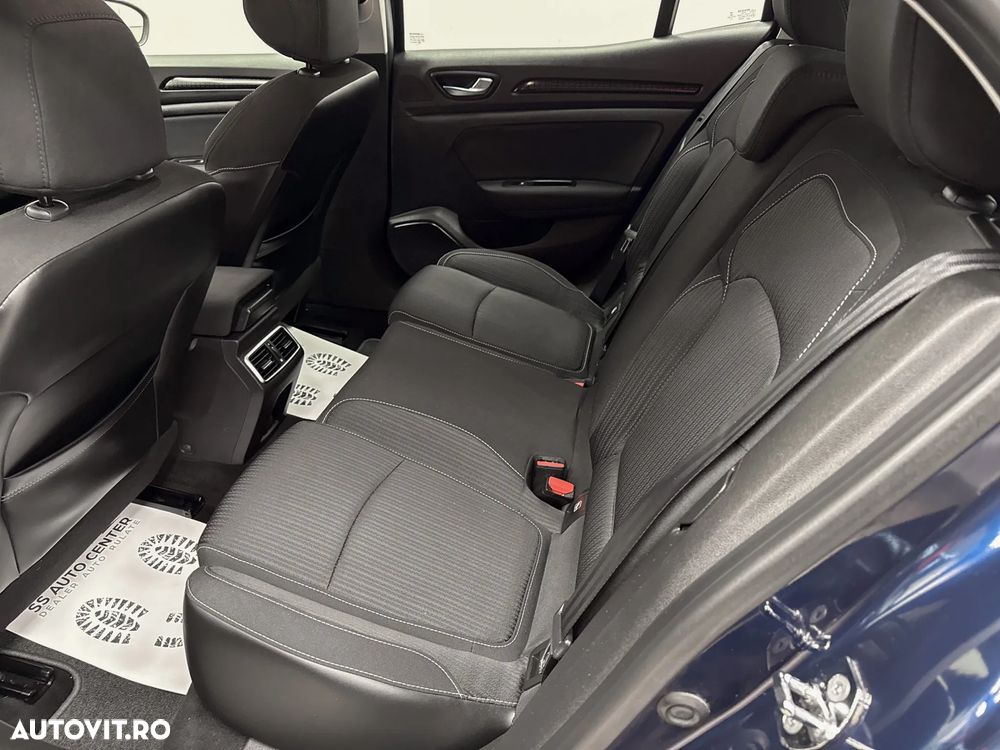 Renault Megane ENERGY TCe 100 LIFE - 17