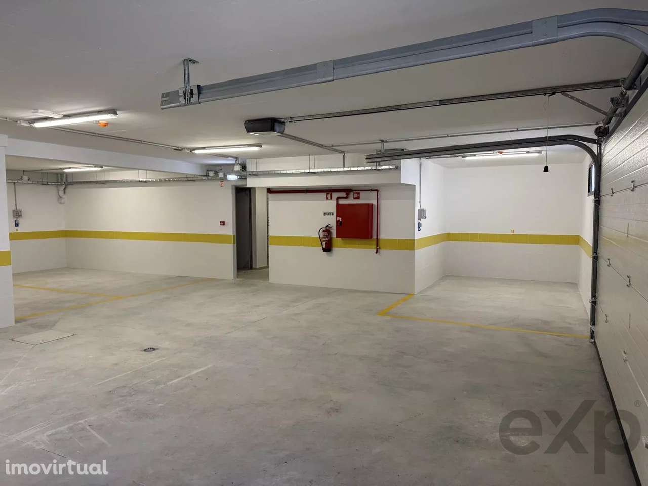 Apartamento Moderno e Bem Equipado em Amora - Grande imagem: 3/43