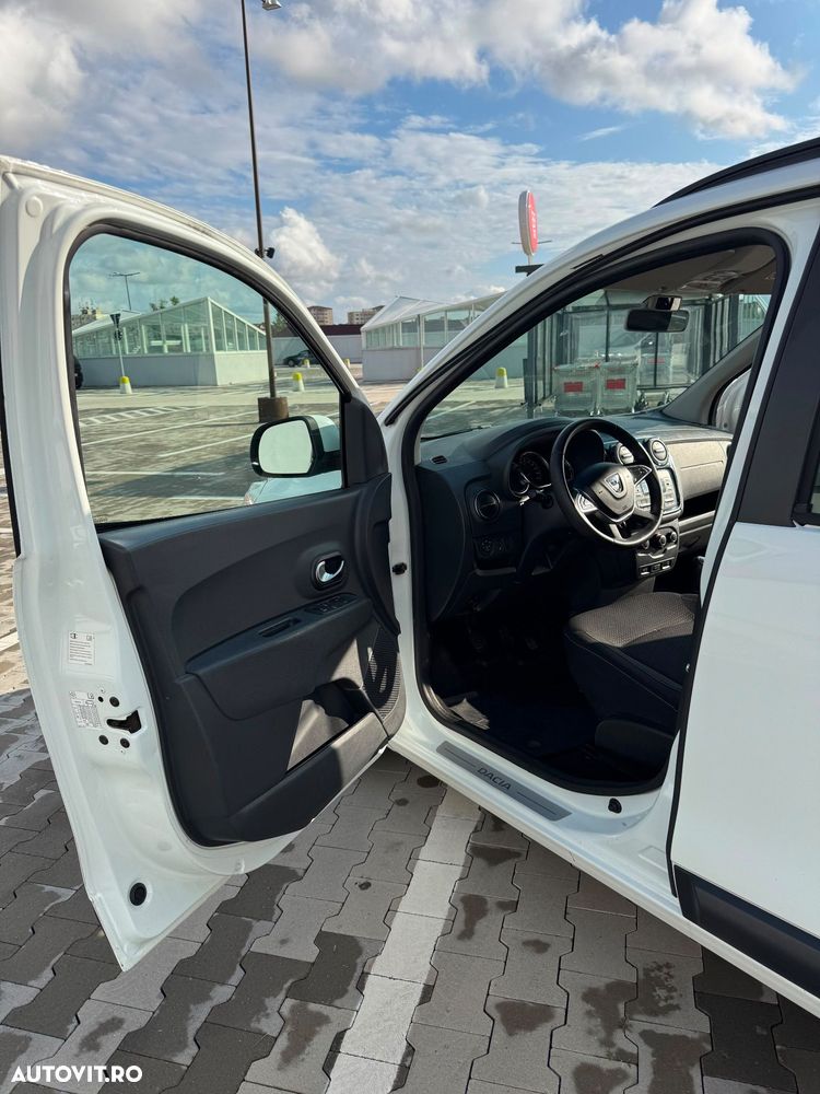 Dacia Lodgy 1.5 dCi Stepway - 15