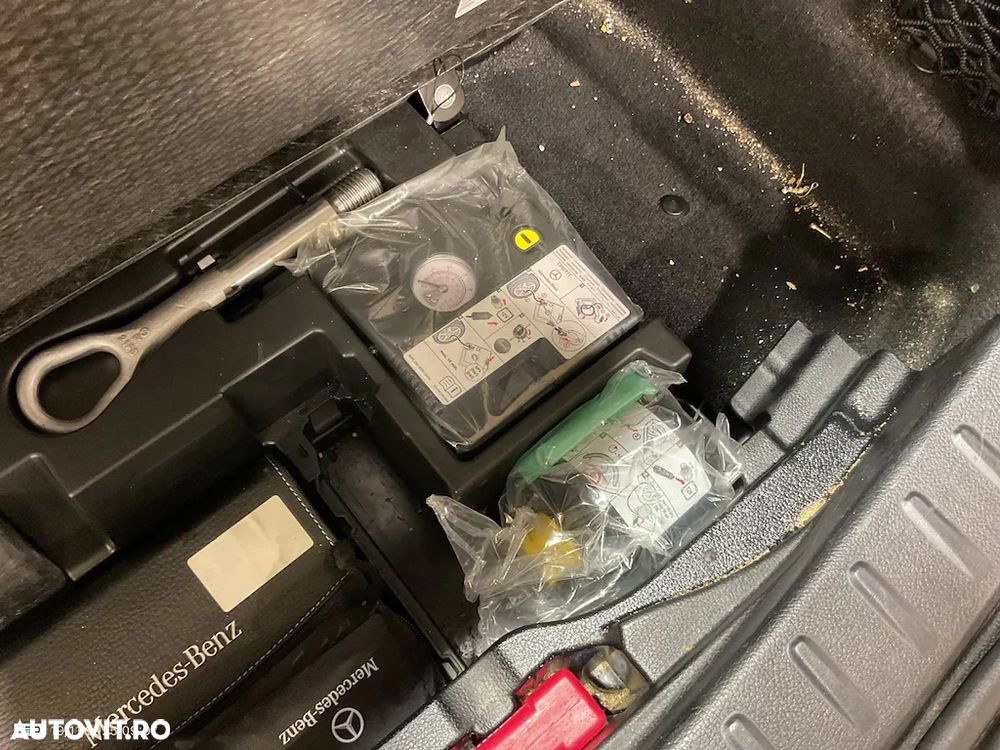 Mercedes-Benz GLA 250 e 8G-DCT Style - 12