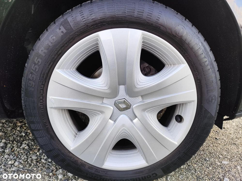 Renault Clio 1.2 16V 75 LIMITED - 38