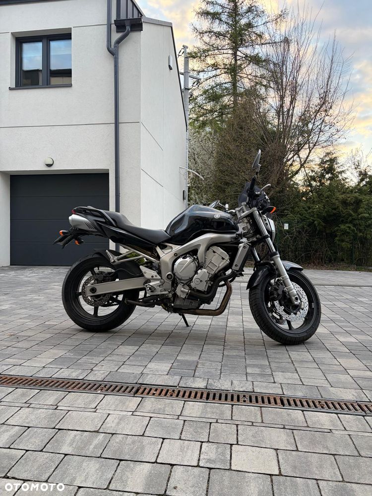 Yamaha FZ6 - 2