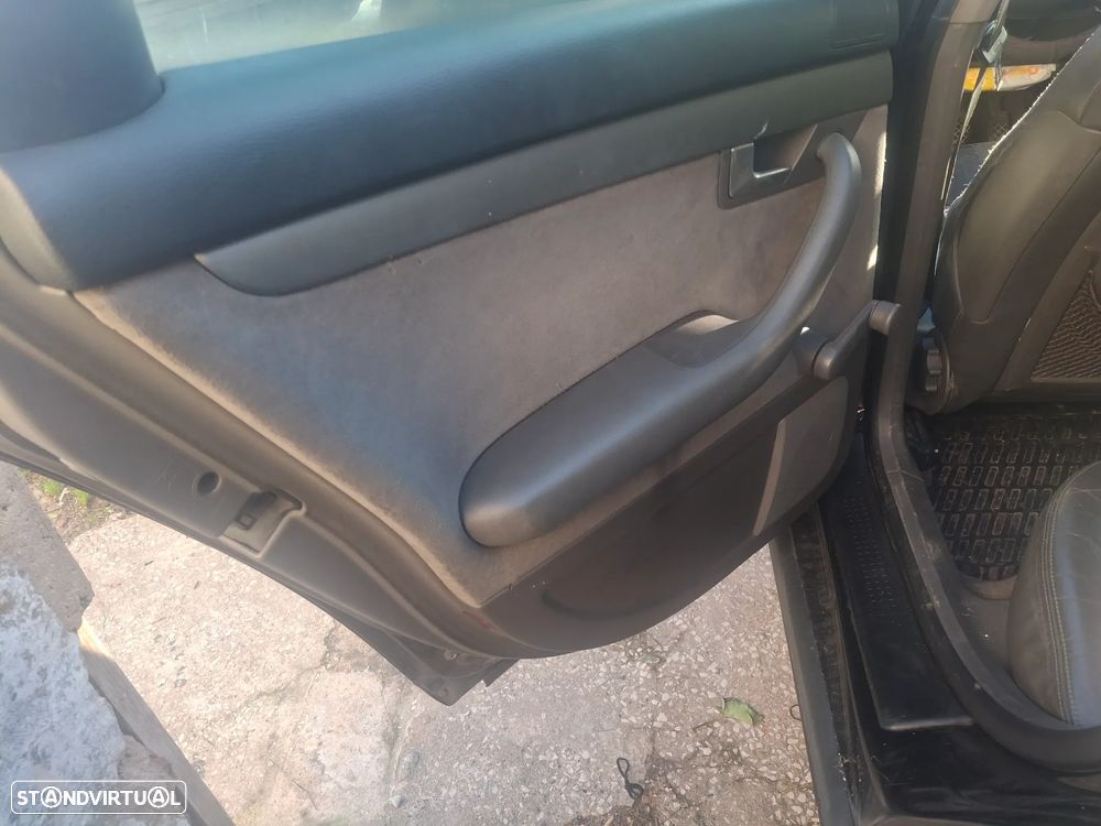 Audi A4 Avant 1.9 TDI - 9