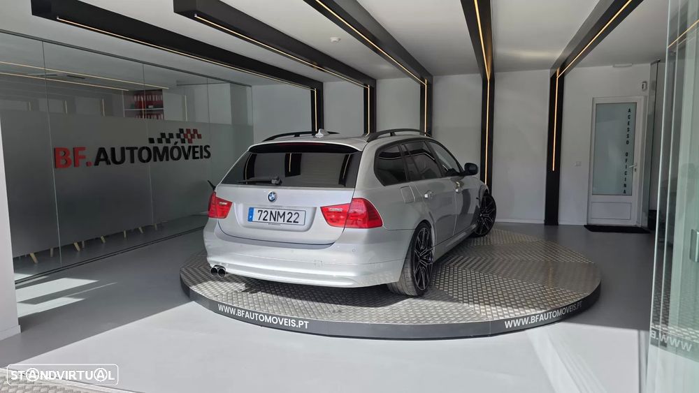 BMW 320 d EfficientDynamics Navigation - 21