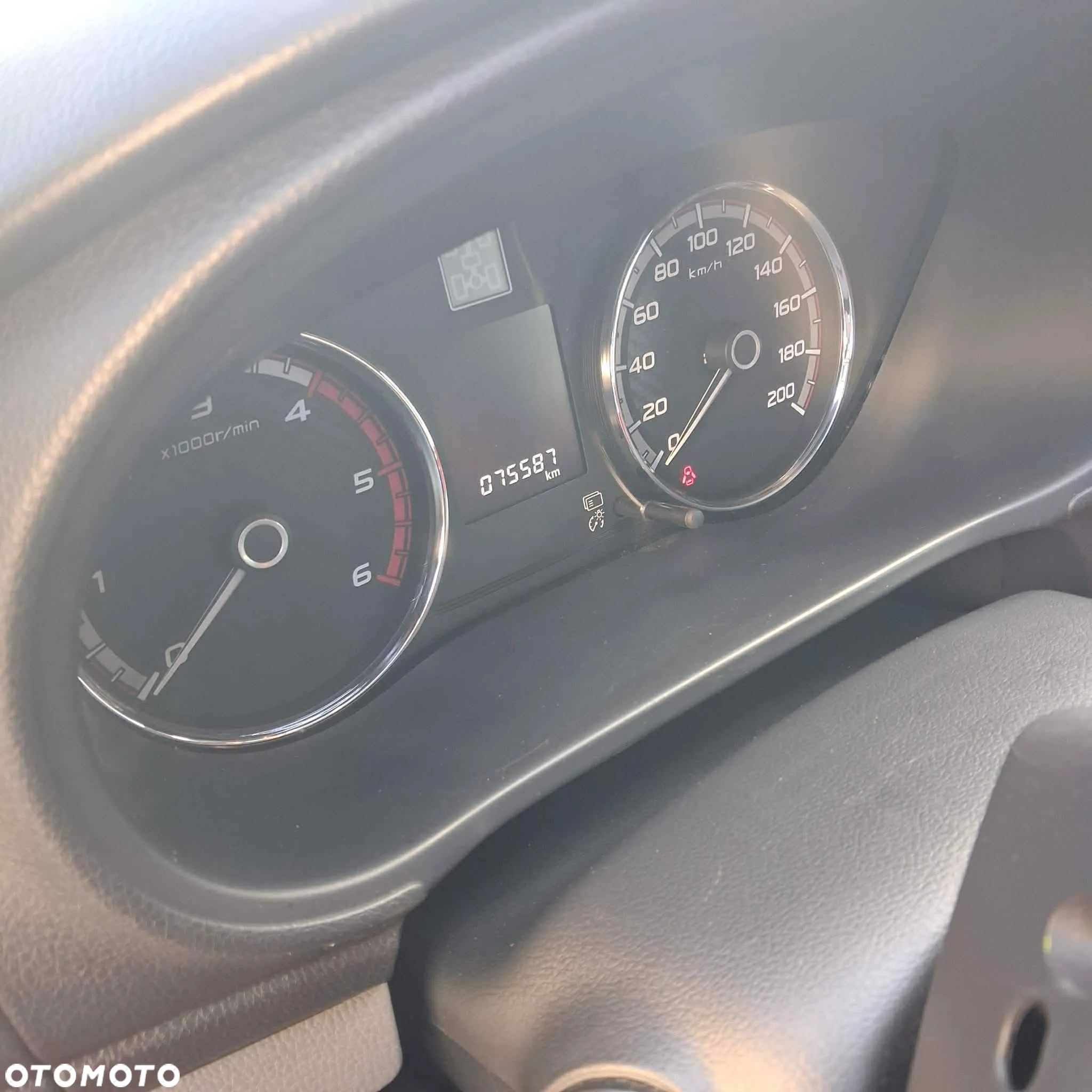 Mitsubishi L200 2.4 d DC Black Edition EU6 - 6