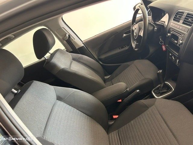VW Polo 1.2 Confortline - 16