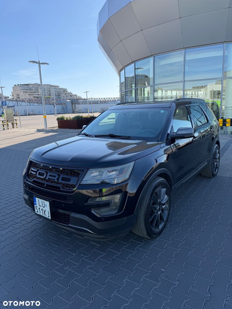Ford Explorer - 2