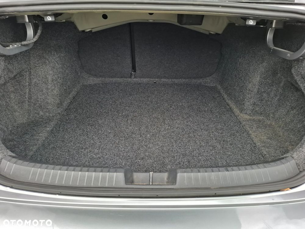 Volkswagen Jetta - 18