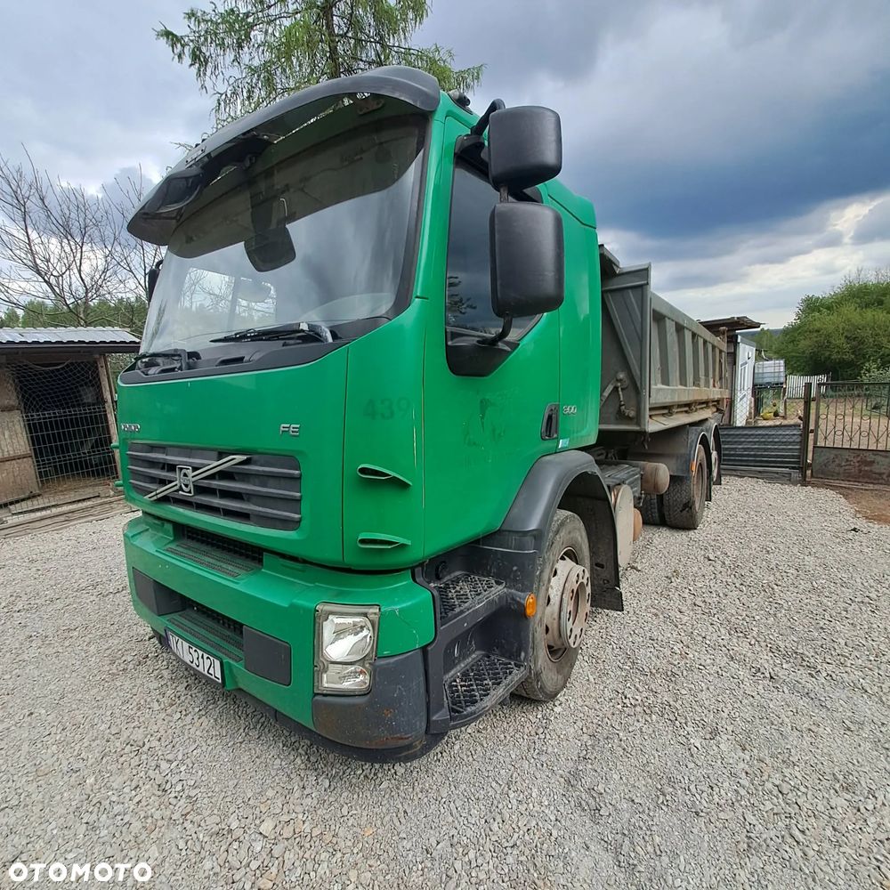 Volvo FE 300 - 2