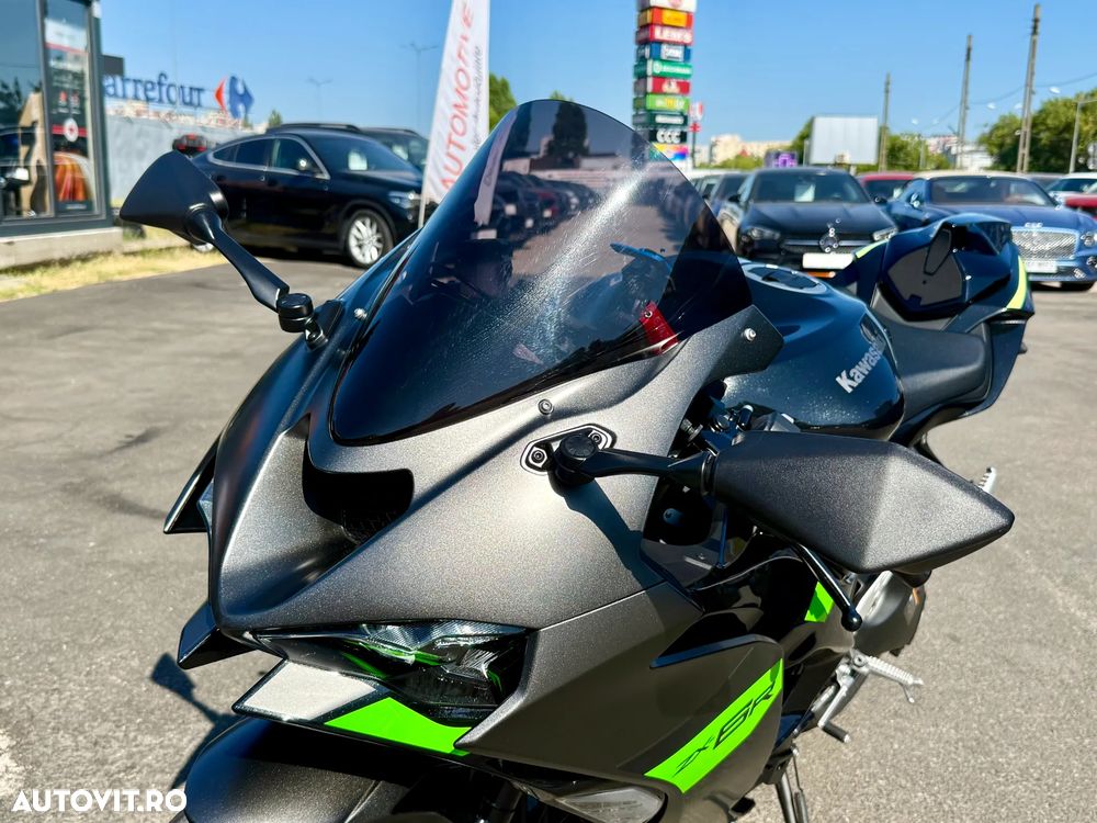 Kawasaki ZX-6R Ninja - 15