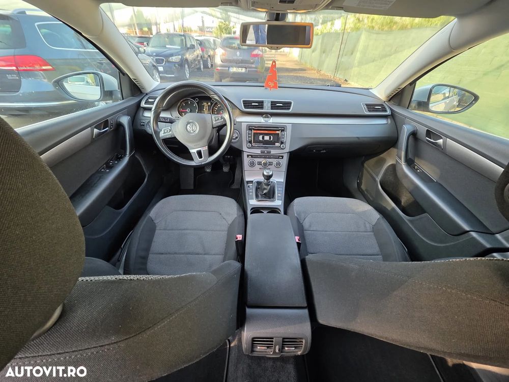 Volkswagen Passat 1.6 TDI BlueMotion Technology Comfortline - 5