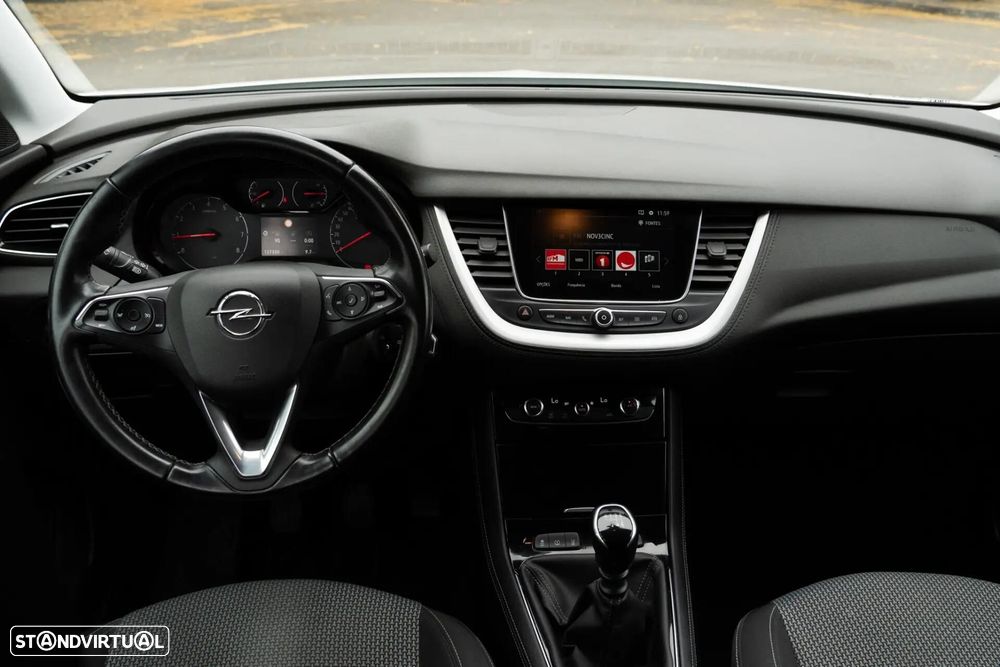 Opel Grandland X 1.2 T Business Edition - 11