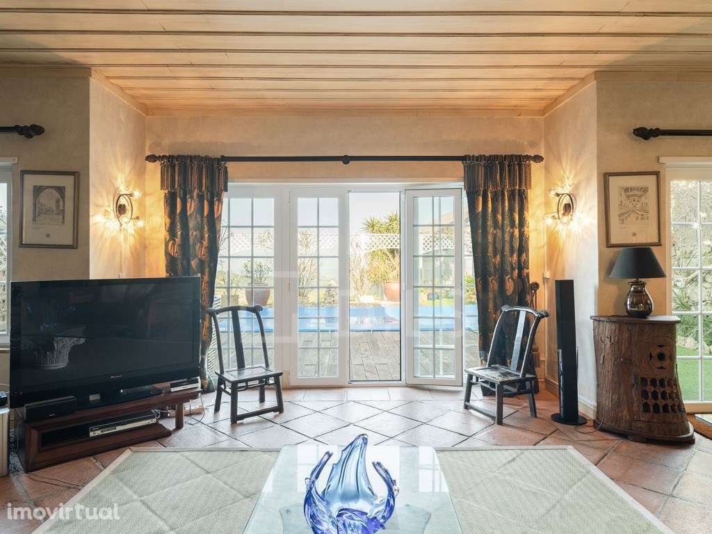 Moradia T3 com vista mar, situada em Sintra - Grande imagem: 4/32