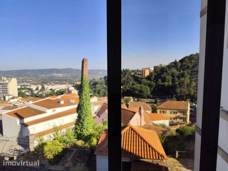 Arrenda-se T2/T3/T4, a 5 minutos do polo I da UBI - Grande imagem: 3/12