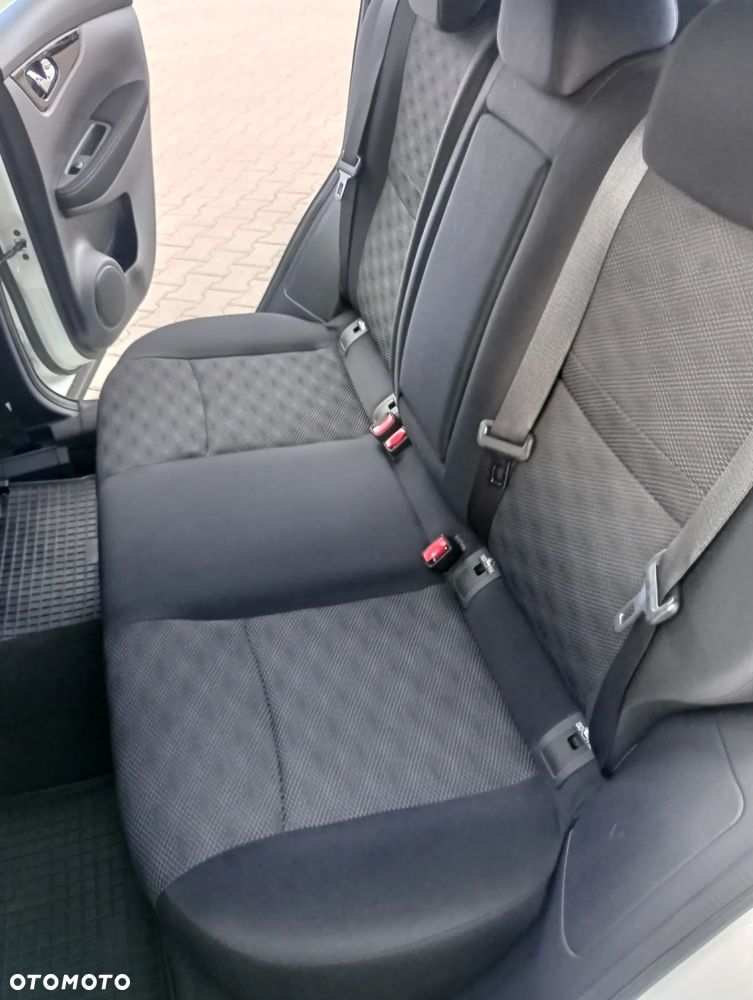 Nissan Qashqai - 12