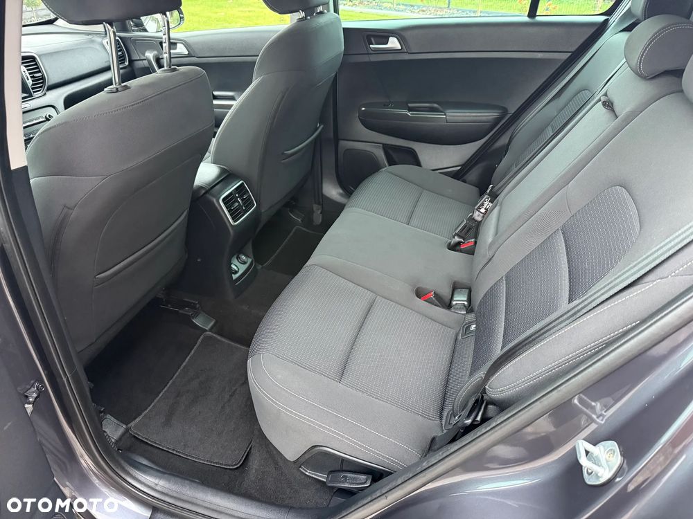 Kia Sportage 1.6 GDI Business Line 2WD - 26