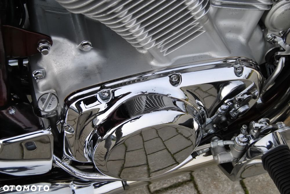 Suzuki Intruder - 35