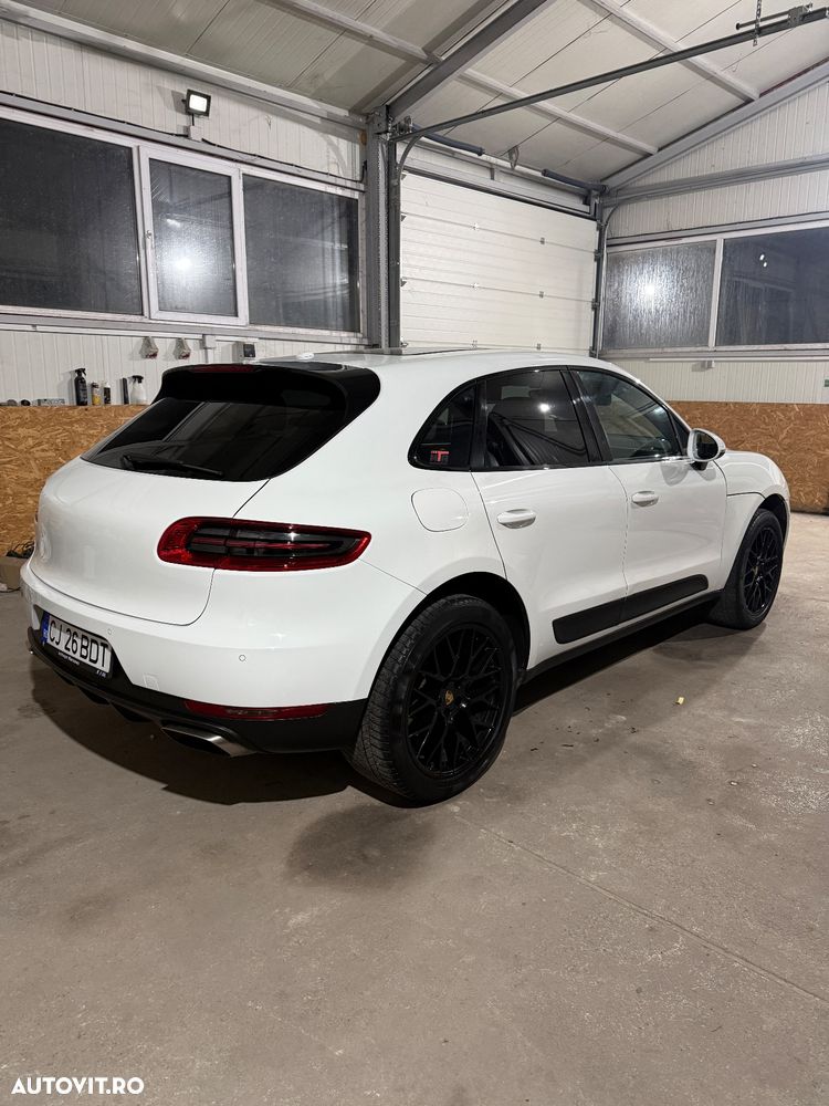 Porsche Macan Standard - 10