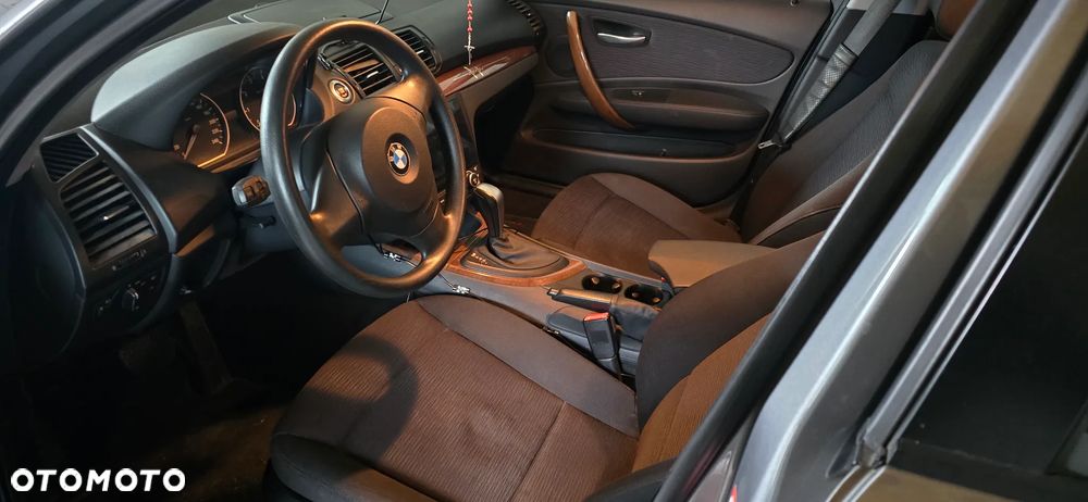 BMW Seria 1 118i - 17