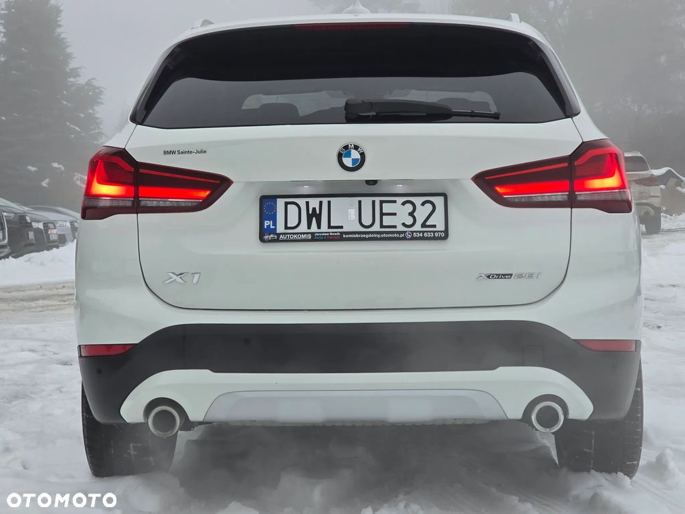BMW X1 xDrive25i xLine sport - 10