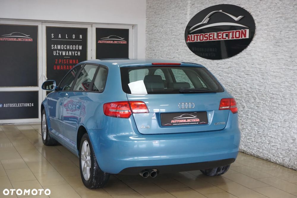 Audi A3 Sportback 2.0 TDI Ambiente - 4