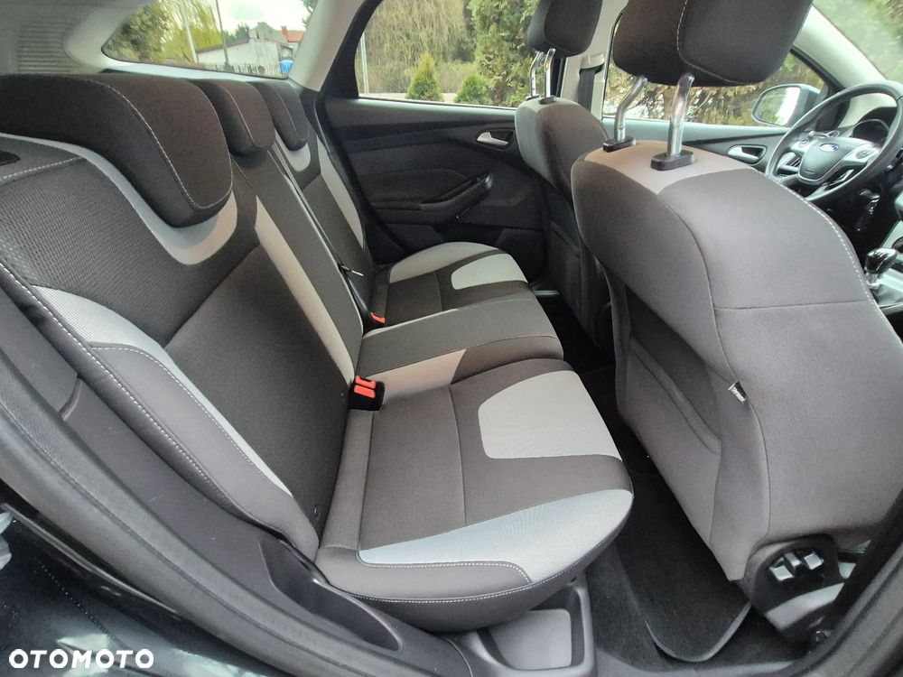 Ford Focus - 28