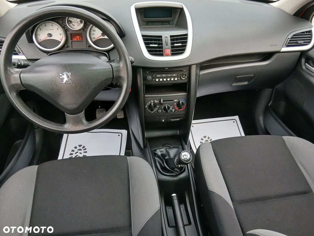 Peugeot 207 75 Urban Move - 9