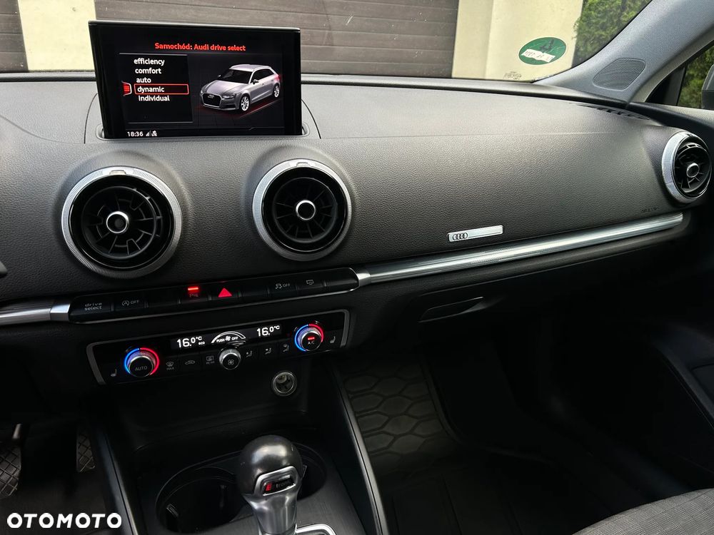 Audi A3 Sportback 1.5 TFSI Sport S tronic - 12