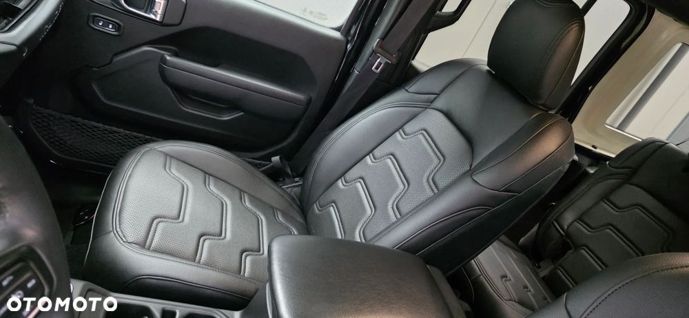 Jeep Wrangler - 29