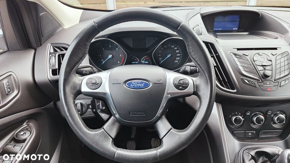 Ford Kuga 2.0 TDCi 2x4 Trend - 25