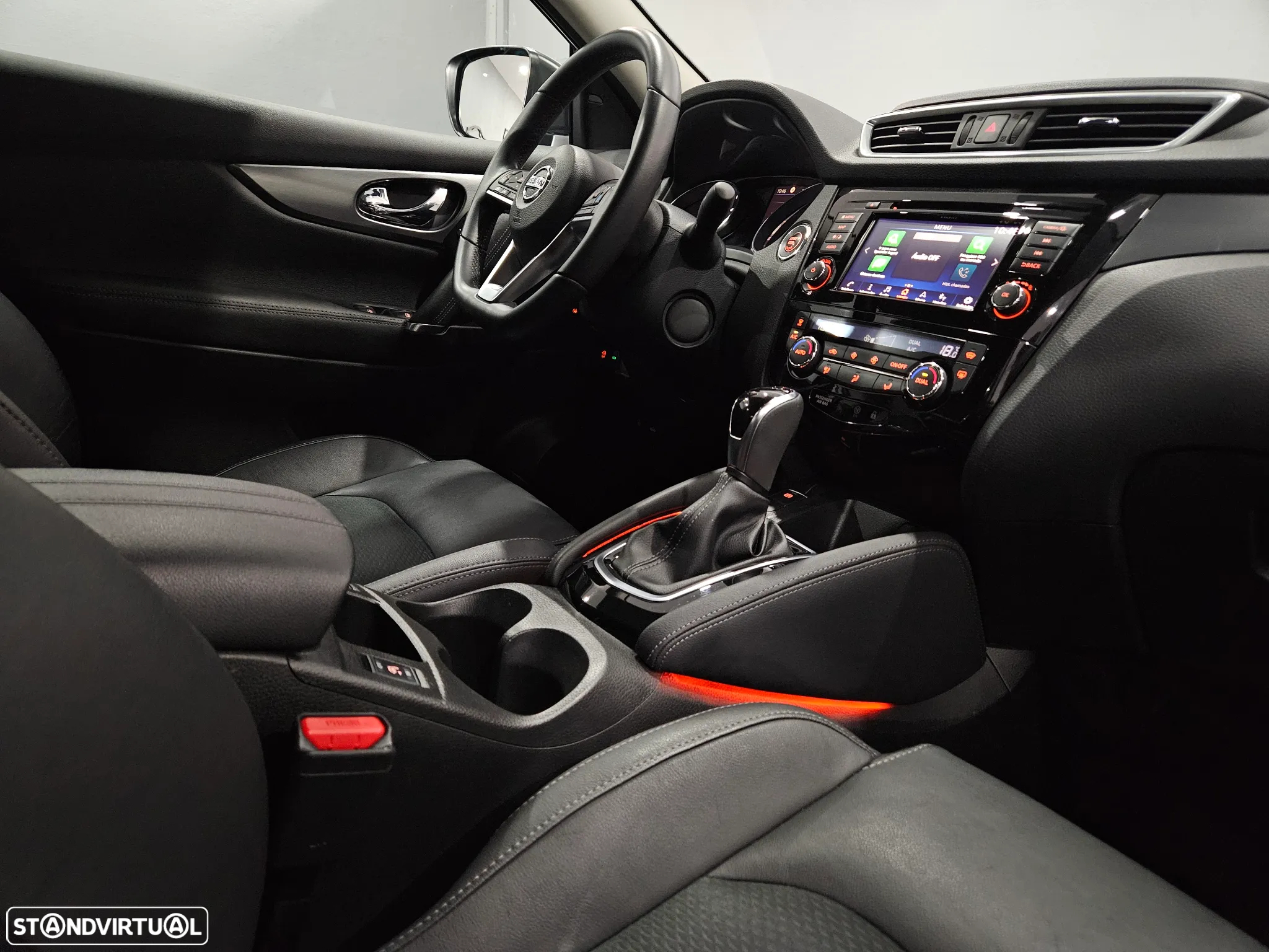 Nissan Qashqai 1.5 dCi DCT TEKNA - 10