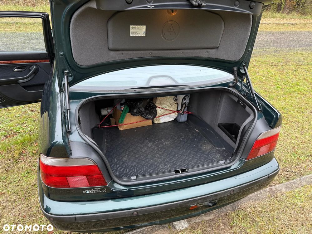 BMW Seria 5 - 18