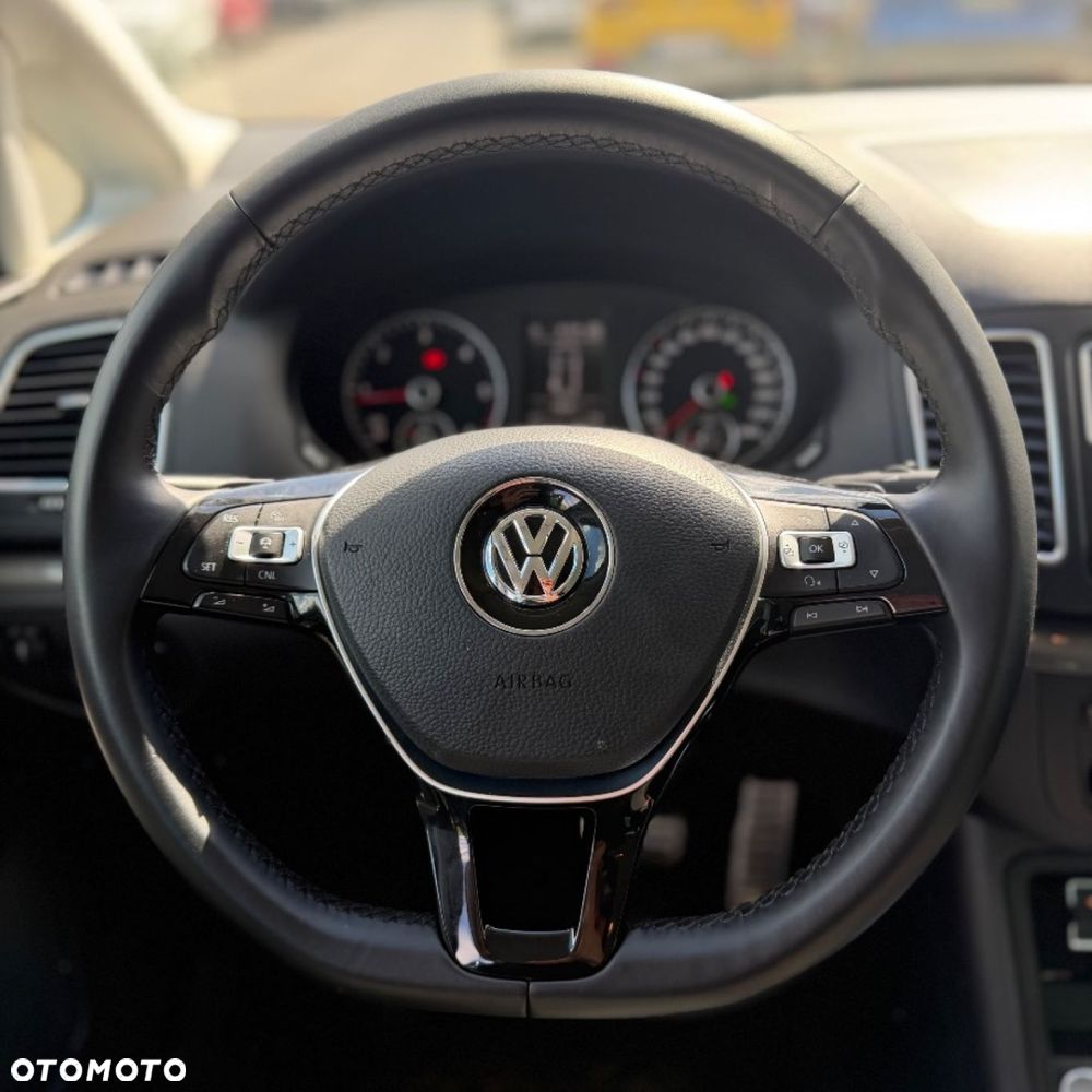 Volkswagen Sharan - 25
