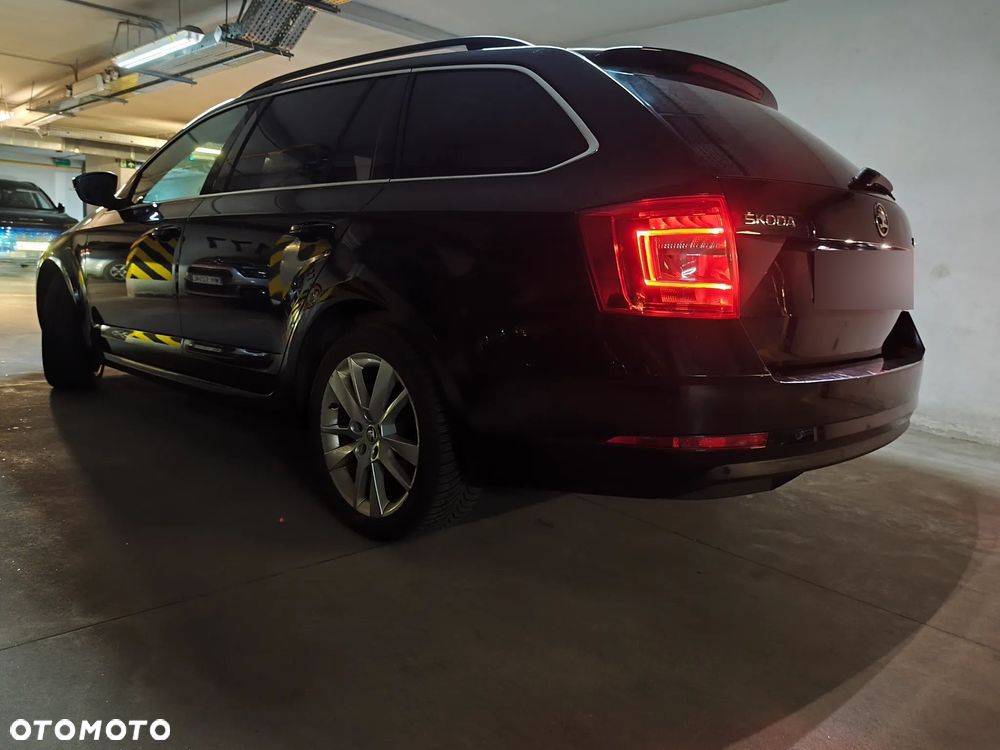 Skoda Octavia 2.0 TDI SCR Ambition - 28