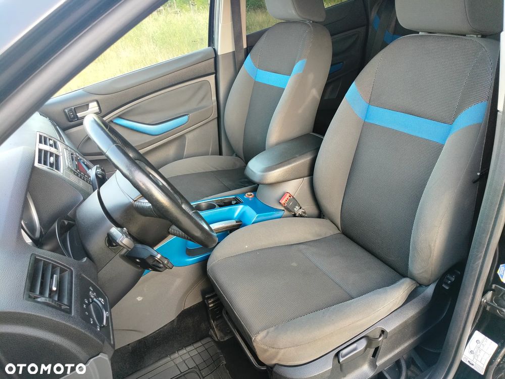 Ford Kuga 2.0 TDCi Titanium - 11
