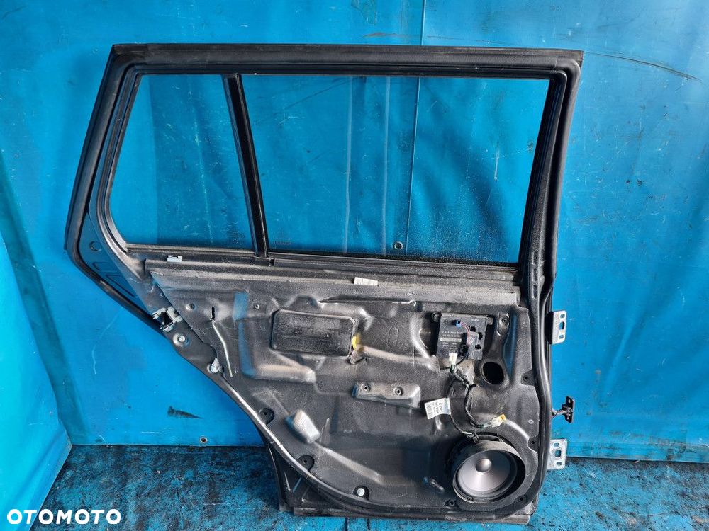 MERCEDES W211 KOMBI DRZWI TYŁ LEWE 753 - 4