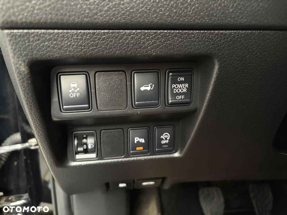 Nissan X-Trail 1.6 DCi Tekna 2WD - 30