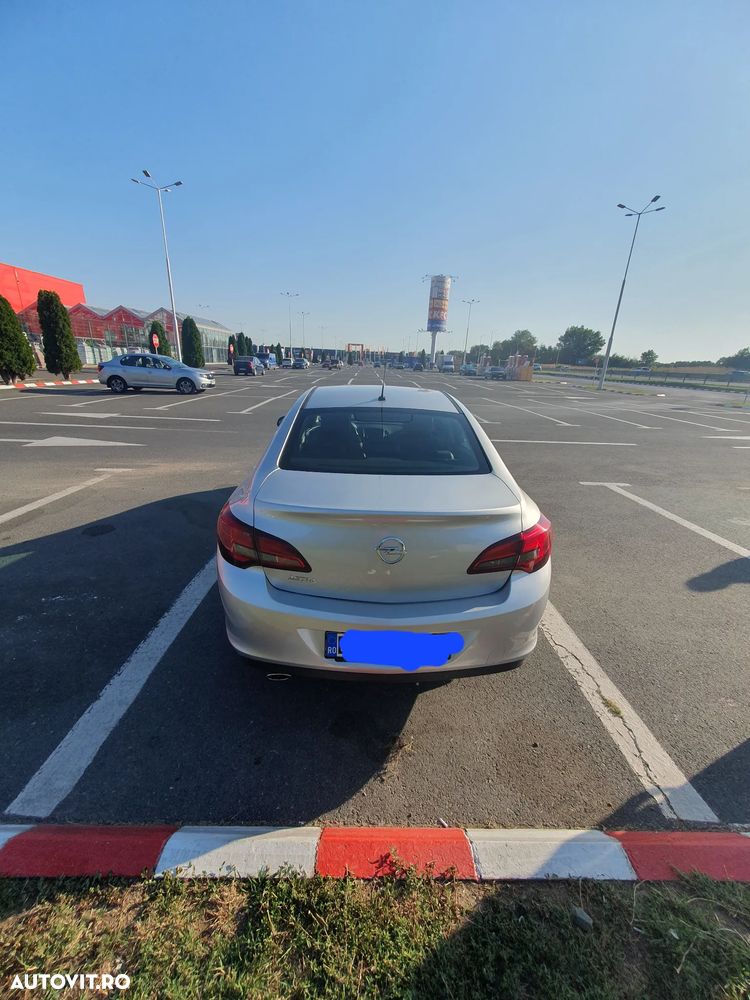 Opel Astra 1.4 Turbo ECOTEC Enjoy - 10