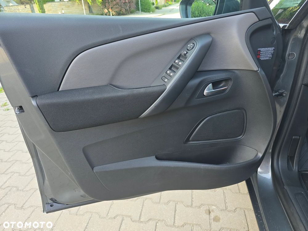 Citroën C4 Grand Picasso - 24