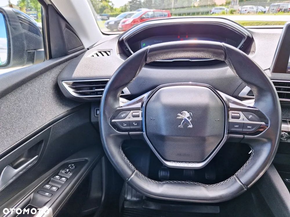 Peugeot 3008 PureTech 130 Stop & Start GPF Allure Business-Paket - 31
